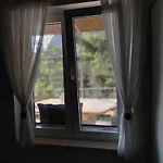 Jula Seafront Apartment *