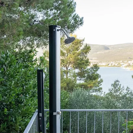 Apartamento Jula Seafront *