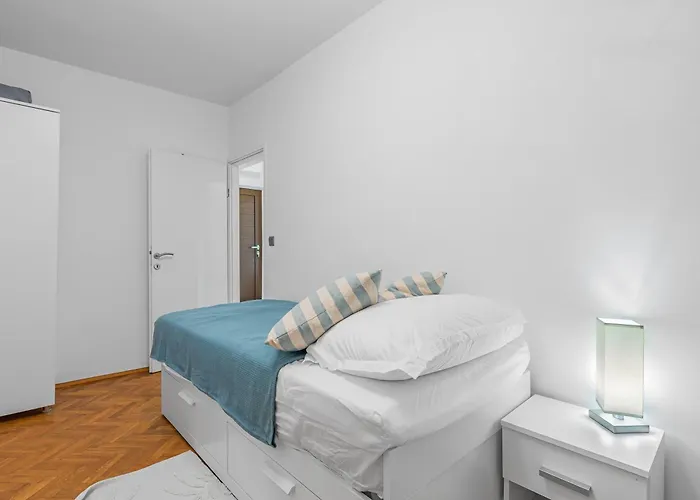 아파트 Jula Seafront Donji Karin