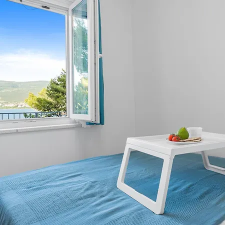 Jula Seafront Apartment