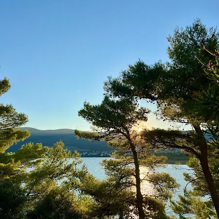 Jula Seafront Donji Karin